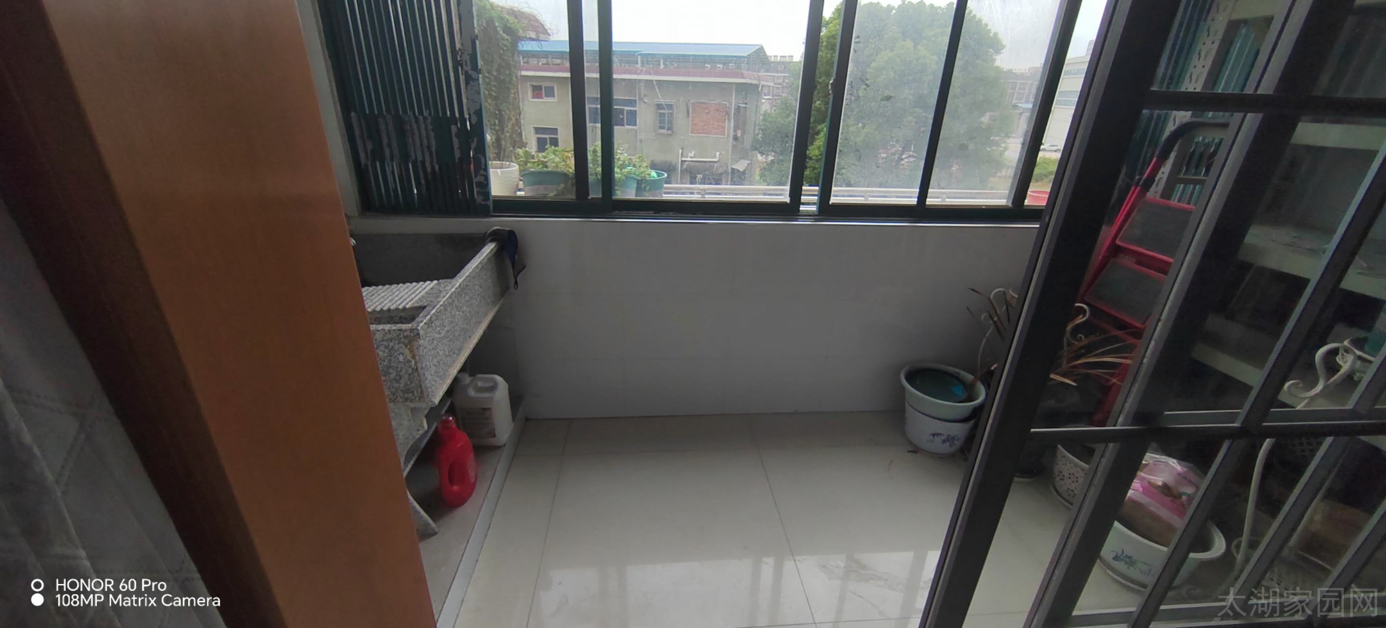 天泰花园  102㎡ 1208元/月