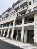 太湖县人民东路高速路入口对面新建门面220㎡ 4200元/月