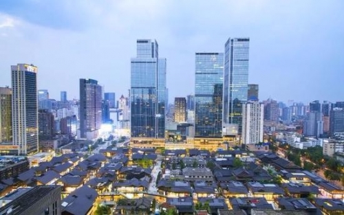 三口之家的温馨天地 这里不大不小刚刚好