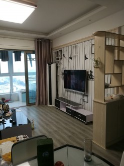 天成大厦 2室 94㎡ 70万 精装修