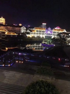 文博园烟雨江南100平+100平带27平车库  有证