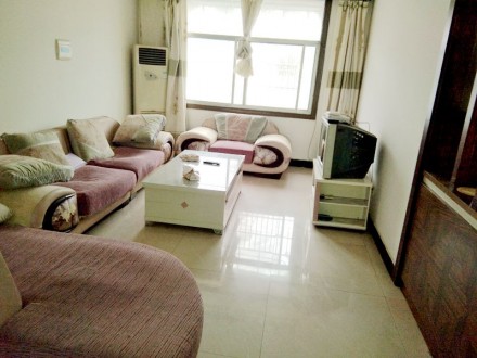 天龙新村 3室 105㎡ 66.8万 精装修