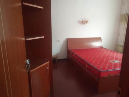 振龙山庄精装三室单元房出租  设施齐全 拎包入住