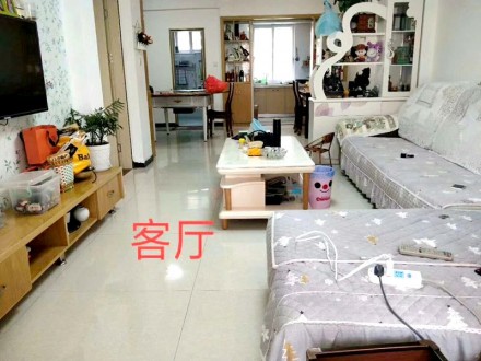 玉龙华府 3室 120㎡ 100万带杂物间