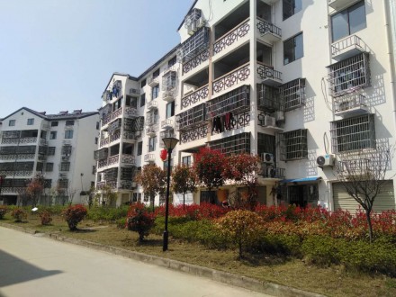 文博园烟雨江南 两间两层毛坯92万出售  无需过户