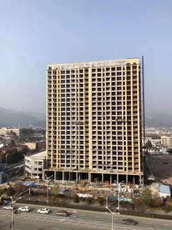 天成名门世家 3室 124㎡ 80.6万 毛坯