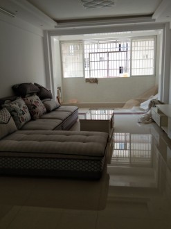 玉龙华府118㎡ +18平米杂物间106万 精装修