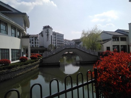 文博园烟雨江南四室两厅两卫毛坯出售