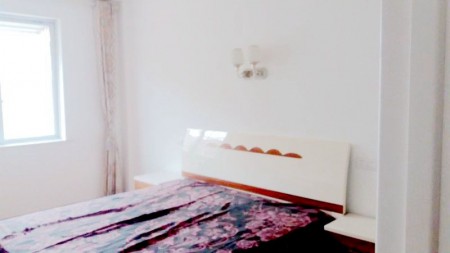 玉龙华府 3室 120㎡ 106万 精装修带杂物间