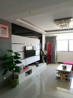 汇通公寓  128㎡+车库+复式 120万 豪华装修