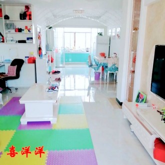 天泰花园 3室 132㎡ 96万 精装修带车库