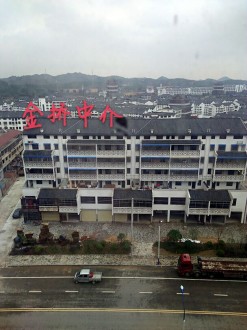 文博园烟雨江南 4室 125㎡ 95万 毛坯带车库