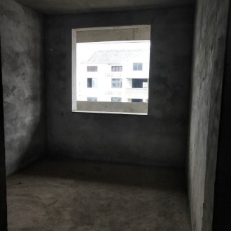 文博园烟雨江南 4室 125㎡ 82.8万 毛坯