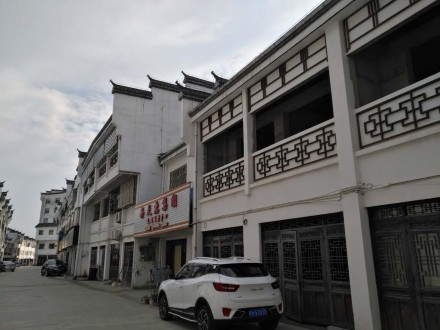 文博园皖街 3室 105㎡ 64.8万 精装修关门卖