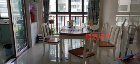 晋湖家园 黄金楼层豪华装修3室 126㎡ 122万