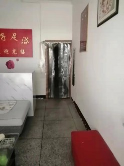 翰林院 3室 132㎡ 82万 普通装修