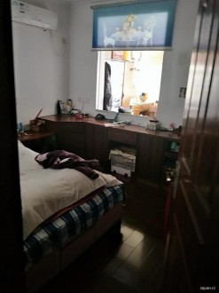 天龙景园5+6楼复式 5室 130㎡+80㎡ 89.8万 精装带杂物间
