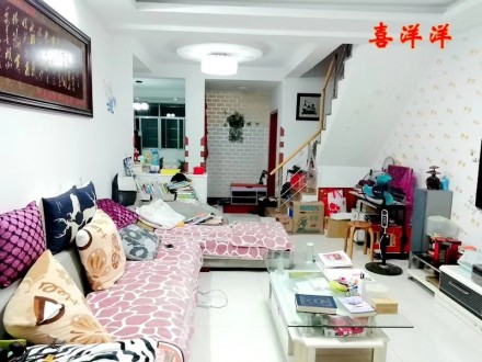 振龙山庄 3室 130㎡加复式 110万 精装修带杂物间