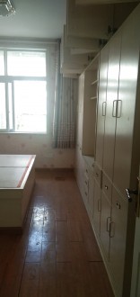 法华路 3室 95㎡ 90万 毛坯