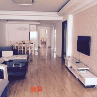 皖府 精装152平三室单元房出售  很少入住