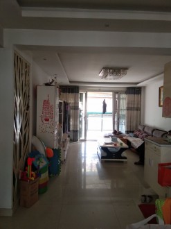 晋湖家园 3室 125㎡ 122万 精装修