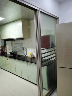 金色家园 3室 112㎡＋9平米杂物间 96万 精装修