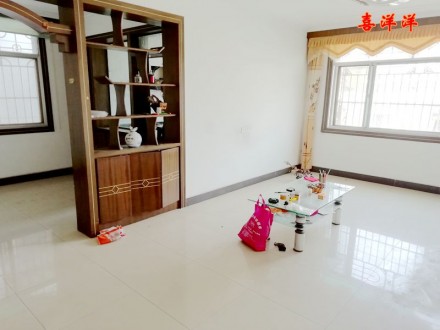 天龙新村3楼精装104平方带大杂物间72.8万