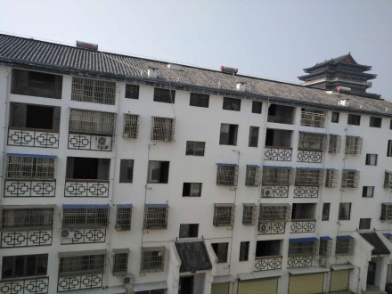 文博园烟雨江南 3室 120㎡ 88万 精装修