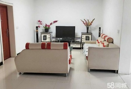 宏泰花园 3室 110㎡  精装修带车位和杂物间 90万