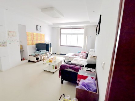 晶星家园 3室 124㎡ 89.8万 精装修带杂物间