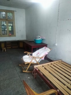 太中附近 两间两层庭院房
