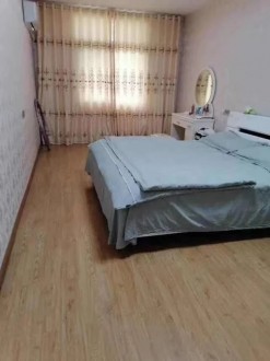 天龙景园 3室 119㎡ 106万 精装修带杂物间