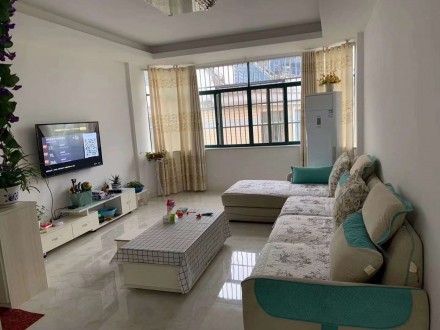 天泰花园 4室 139㎡ 98.8万 精装修