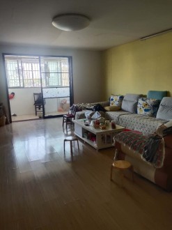 高坦小区 3室 129㎡ 93万 精装修带杂物间