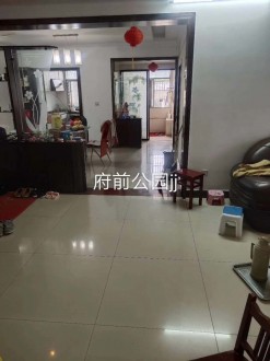 天龙新村 4室 129㎡ 90万 精装修带车库