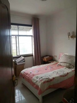 实验中学 3室 115㎡ 86.8万 精装修+车库