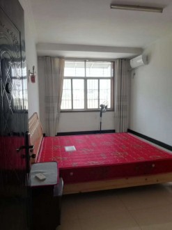 文博园对面 3室2厅 120㎡ 13000元/年 精装修