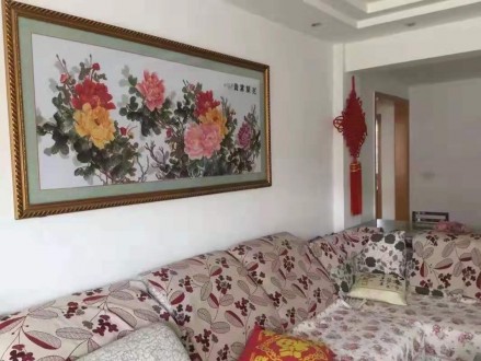 晶星家园 3室 149.6㎡ 128万 精装修带车位和杂物间