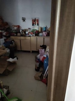 灌区大院 3室 83㎡ 59万 普通装修