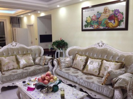 晋湖家园 3室 147㎡ 精装关门买，有车位和杂物间 145万