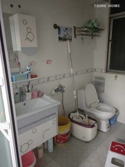 振龙山庄5+6楼复式 3室 128㎡ 105万 精装修带杂物间