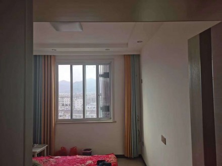 晋湖家园 3室2厅2卫 140㎡ 128.8万 精装修