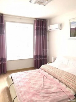 玉龙华府 3室2厅1卫1书房 120㎡ 103.8万 精装修