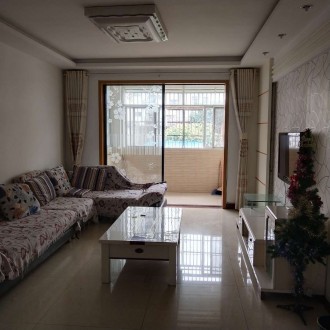 振龙山庄黄金楼层 3室 106㎡ 86.8万 精装修