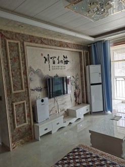 御湖城 3室 110㎡ 85万 精装修