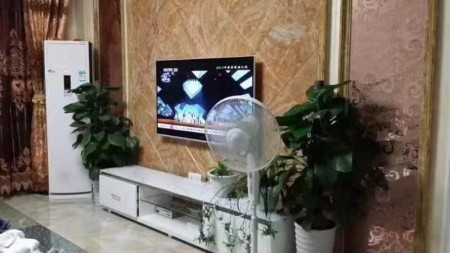 文苑花园 3室 125㎡ 100万 精装修+杂物间