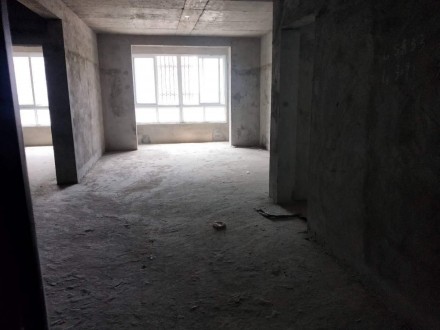 玉龙华府 3室 120㎡ 100万 毛坯+杂物间24平方