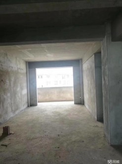 天泰花园5楼带复式 133㎡ 110万 毛坯带杂物间