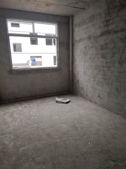 玉龙华府 3室 107㎡ 0万 毛坯