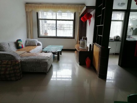 天龙新村 3室 104㎡ 76.8万 精装修带杂物间